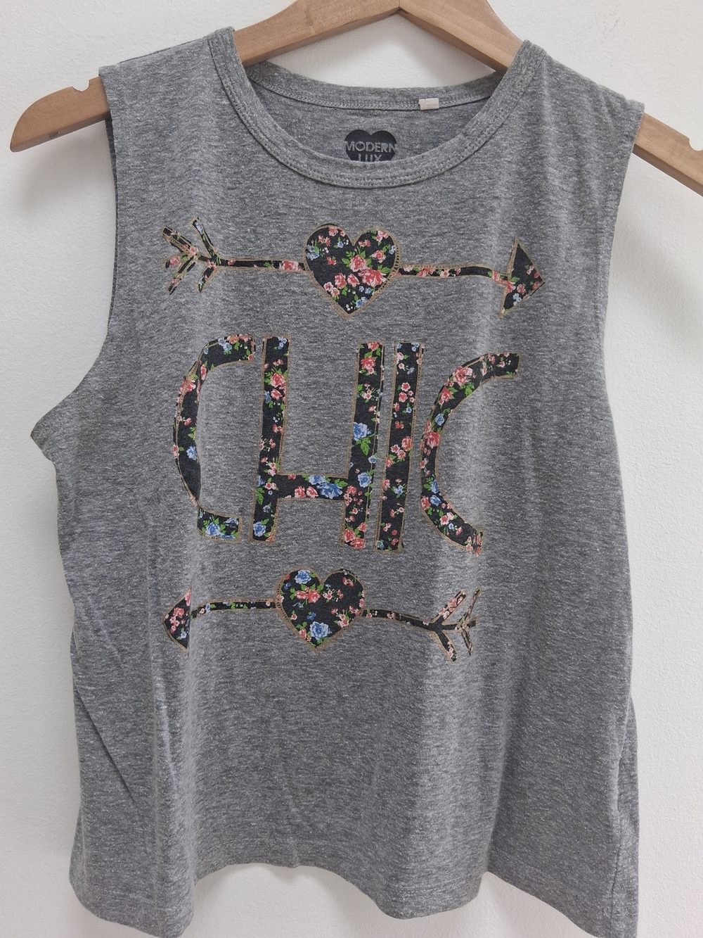 Modern Lux Gray Floral 'CHIC' Muscle Tee Sz Small Y2K